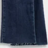 Jeans med hög midja och utsvängda ben
