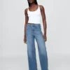 Jeans med hög midja och vida ben