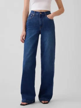 Jeans med hög midja och vida ben