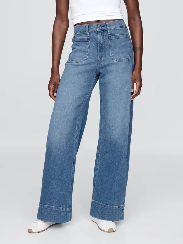 Jeans med hög midja och vida ben