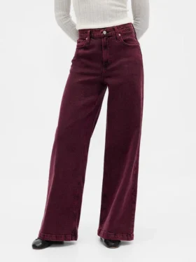 Jeans med hög midja och vida ben