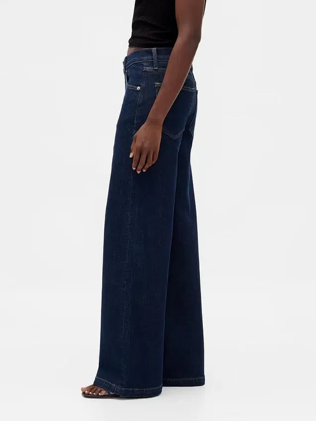 Jeans med hög midja och vida ben