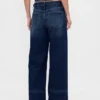 Jeans med hög midja och vida ben
