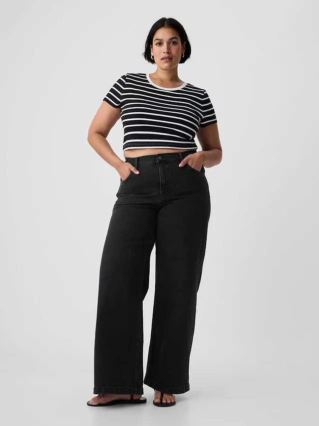 Jeans med hög midja och vida ben