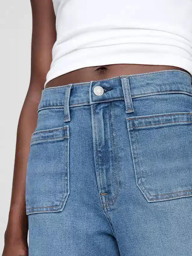 Jeans med hög midja och vida ben