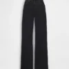 Jeans med hög midja och vida ben