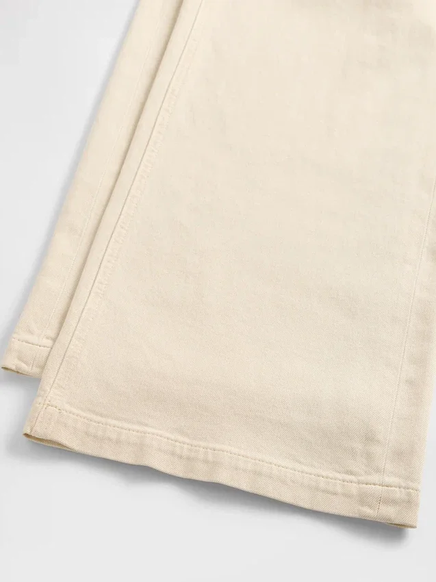 Jeans med hög midja och vida ben
