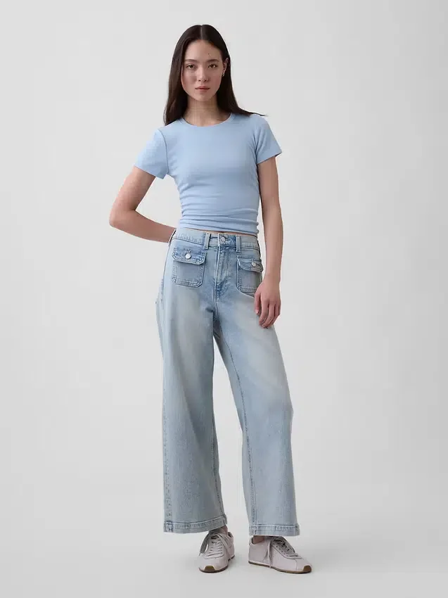 Jeans med hög midja, vid ben och ankellängd
