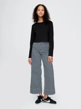 Jeans med hög midja, vid ben och ankellängd