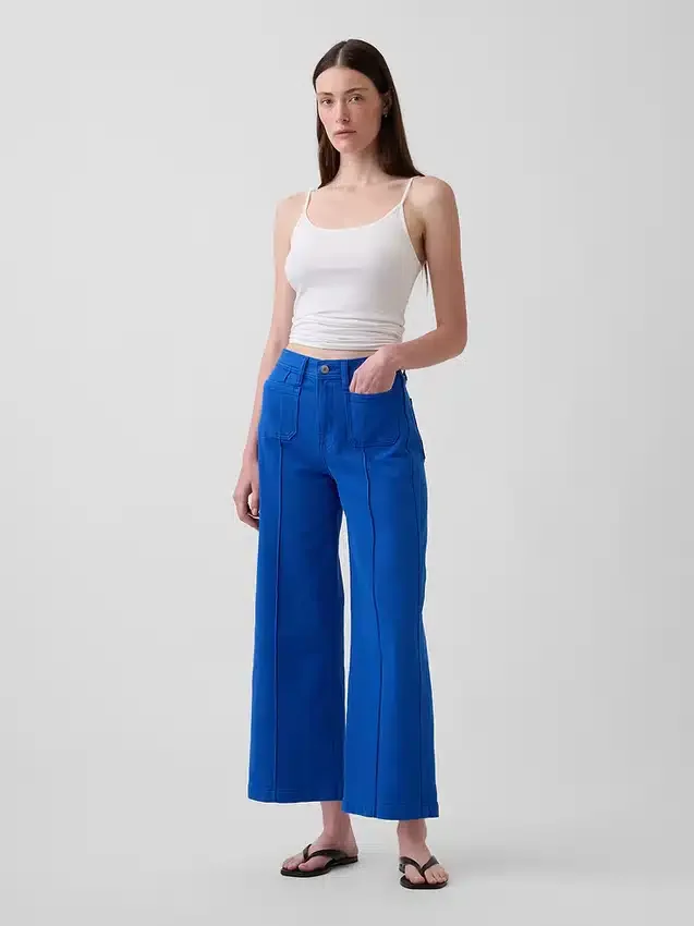 Jeans med hög midja, vid ben och ankellängd
