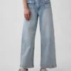 Jeans med hög midja, vid ben och ankellängd