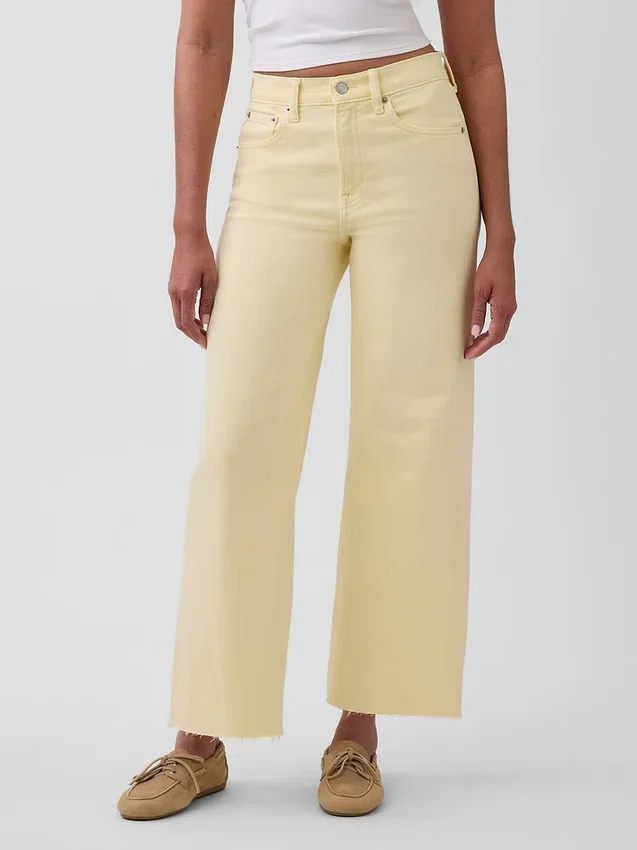 Jeans med hög midja, vid ben och ankellängd