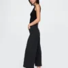Jeans med hög midja, vid ben och ankellängd