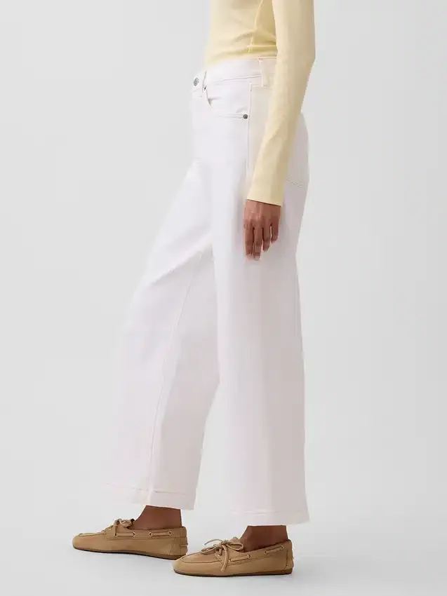 Jeans med hög midja, vid ben och ankellängd