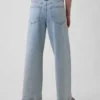 Jeans med hög midja, vid ben och ankellängd