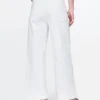 Jeans med hög midja, vid ben och ankellängd