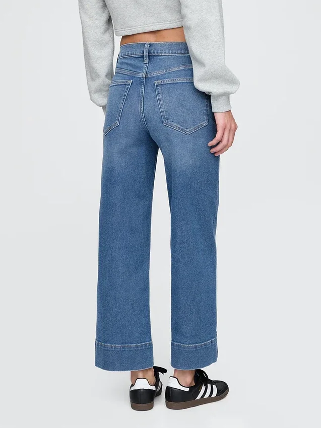 Jeans med hög midja, vid ben och ankellängd