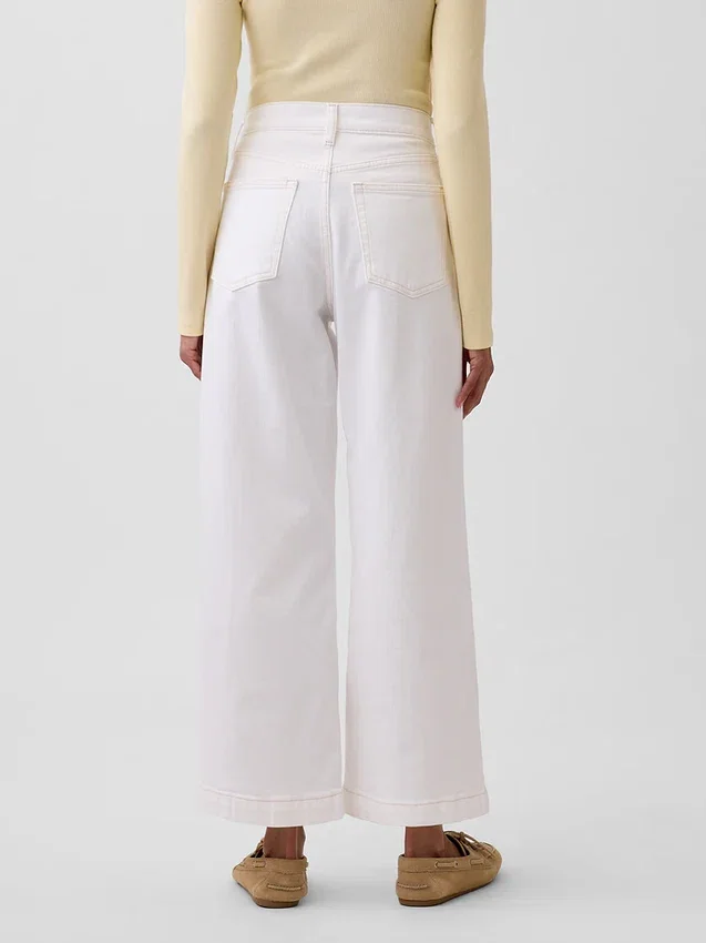Jeans med hög midja, vid ben och ankellängd