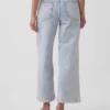 Jeans med hög midja, vid ben och ankellängd