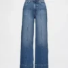 Jeans med hög midja, vid ben och ankellängd