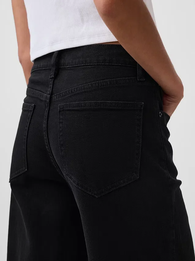 Jeans med hög midja, vid ben och ankellängd