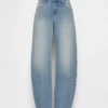 Jeans med låg midja och rak passform