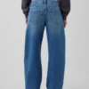 Jeans med låg midja och rak passform