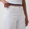 Jeans med låg midja och rak passform