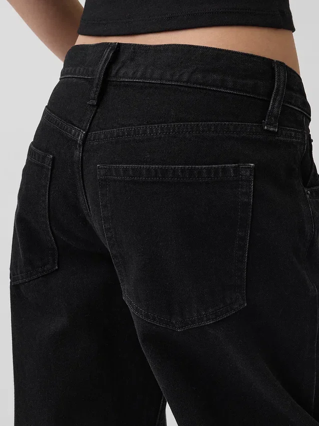 Jeans med låg midja och rak passform