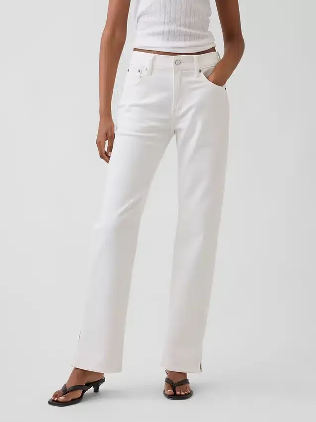 Jeans med medelhög midja, delad fåll och avslappnad rak passform