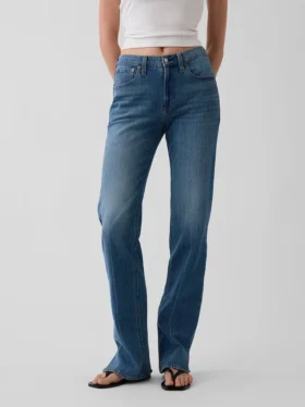 Jeans med medelhög midja, delad fåll och avslappnad rak passform