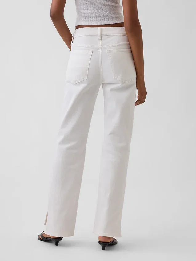 Jeans med medelhög midja, delad fåll och avslappnad rak passform