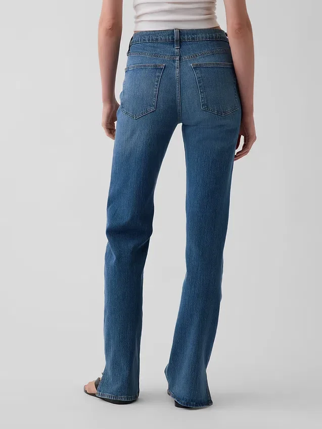 Jeans med medelhög midja, delad fåll och avslappnad rak passform