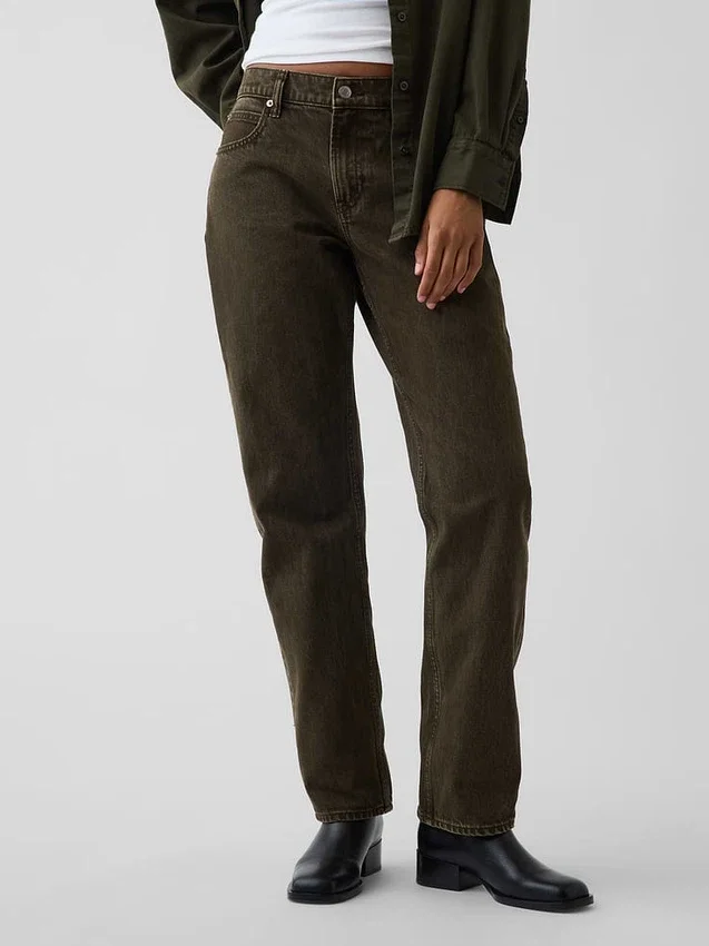 Jeans med medelhög midja och raka, avsmalnande ben