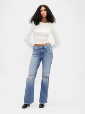 Jeans med medelhög midja och rakt snitt