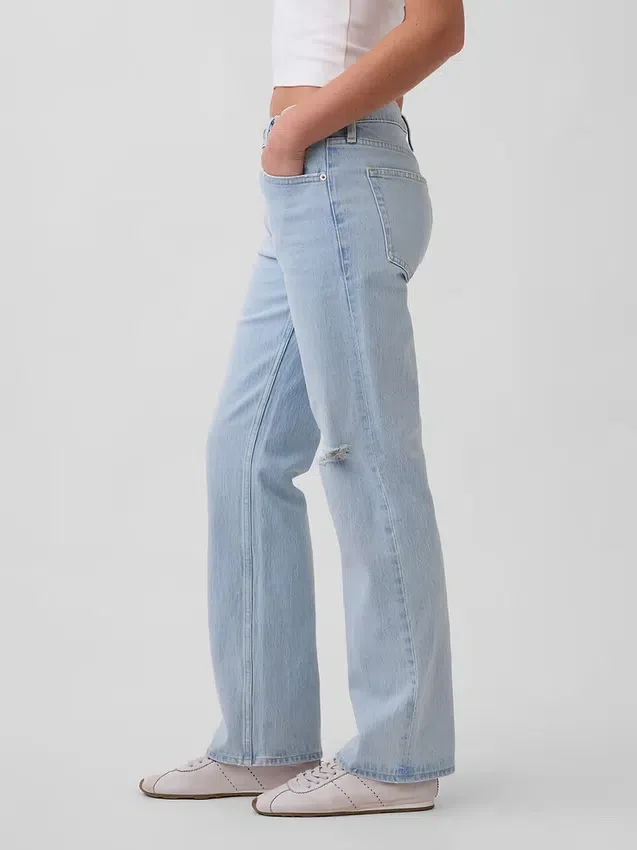 Jeans med medelhög midja och rakt snitt