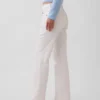 Jeans med medelhög midja och rakt snitt