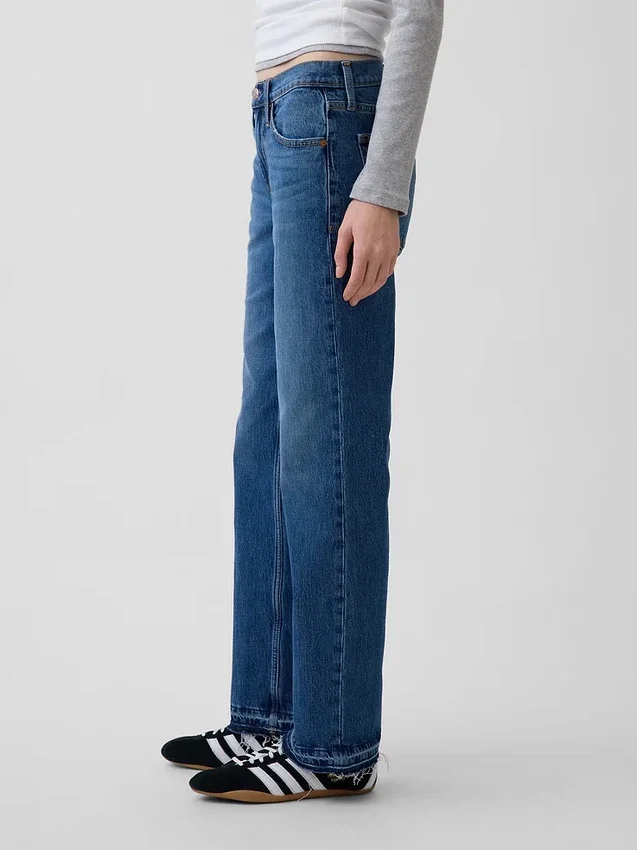 Jeans med medelhög midja och rakt snitt