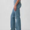 Jeans med medelhög midja och rakt snitt