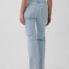 Jeans med medelhög midja och rakt snitt