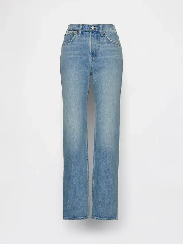 Jeans med medelhög midja och rakt snitt