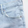 Jeans med medelhög midja och rakt snitt