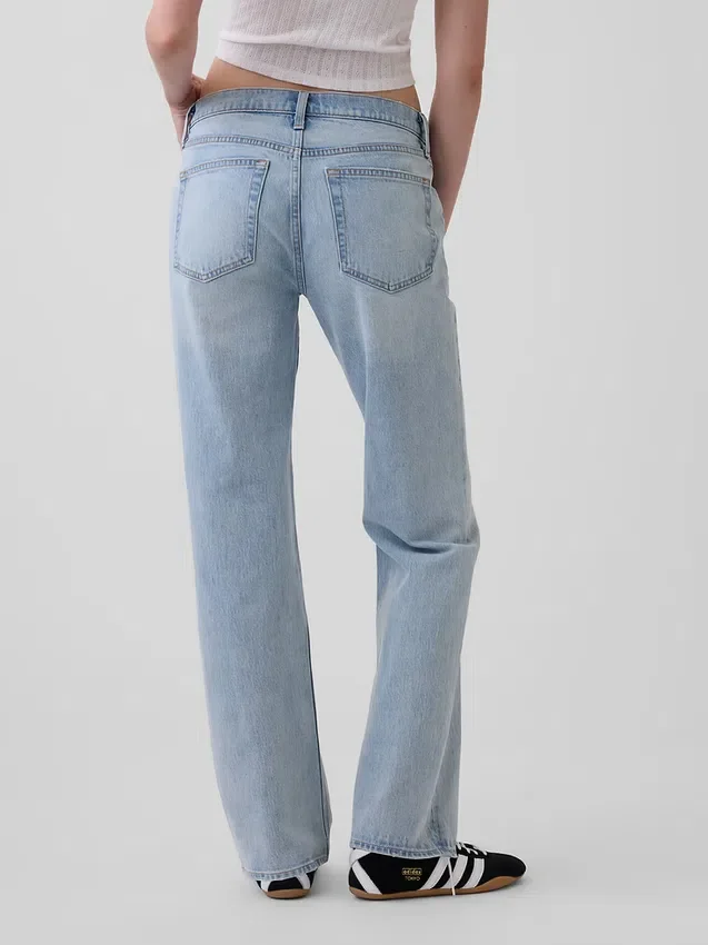 Jeans med medelhög midja, sömmar och avslappnad rak passform