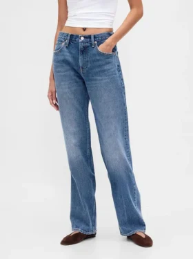 Jeans med medelhög midja, styv passform och rakt ben