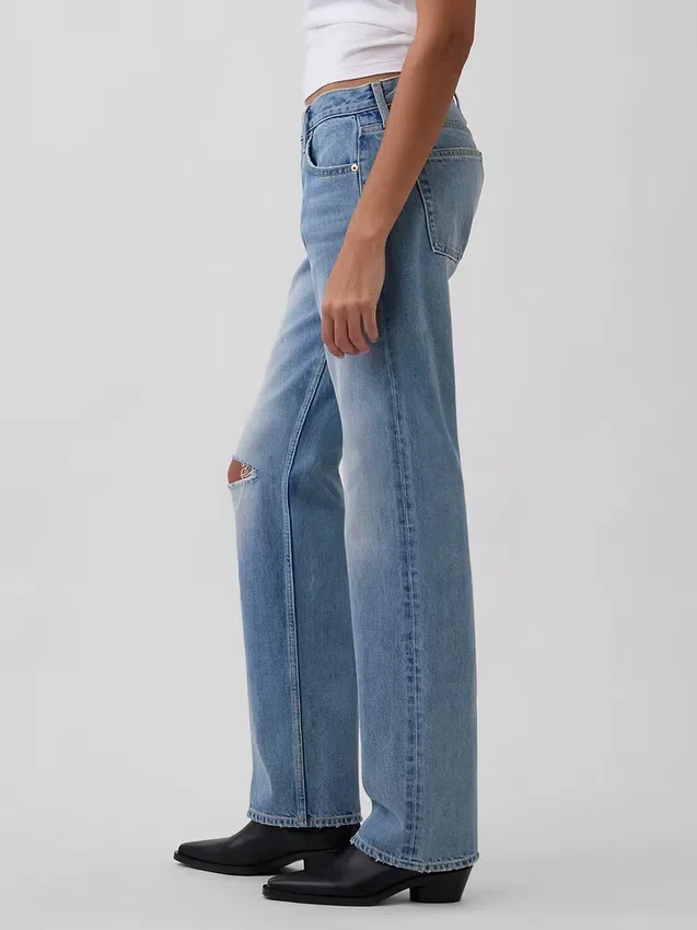 Jeans med medelhög midja, styv passform och rakt ben