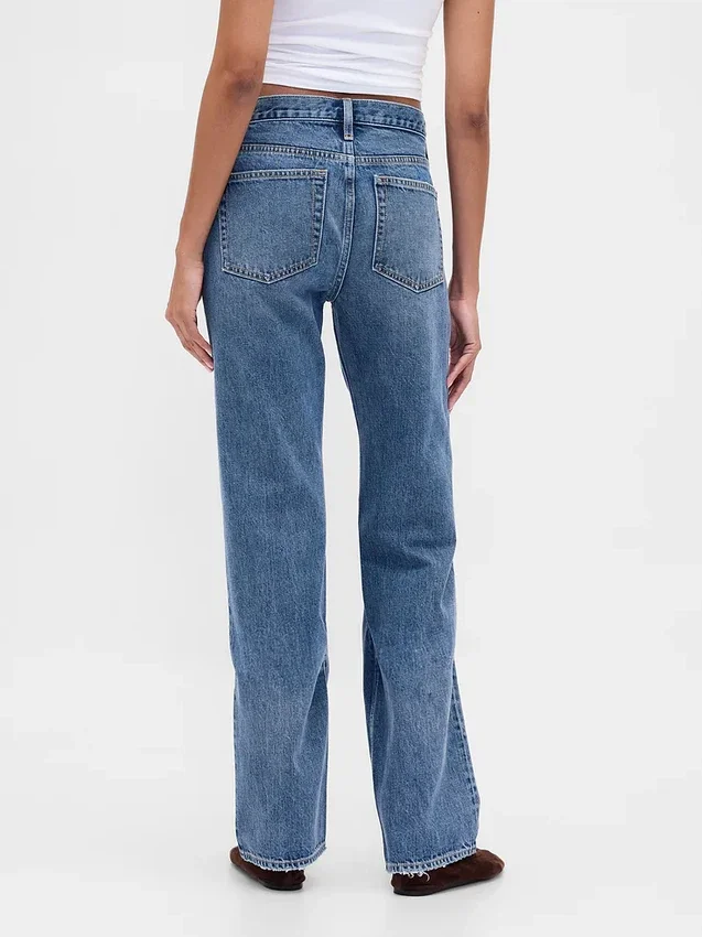 Jeans med medelhög midja, styv passform och rakt ben