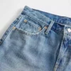 Jeans med medelhög midja, styv passform och rakt ben