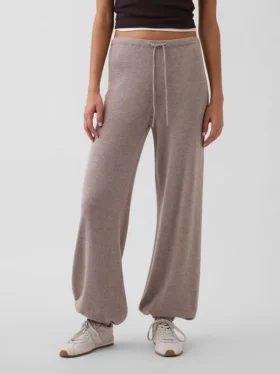 Joggingbyxor i 100 % bomull med avslappnad passform
