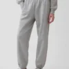 Joggingbyxor med medelhög midja i Vintagesoft och avslappnad passform