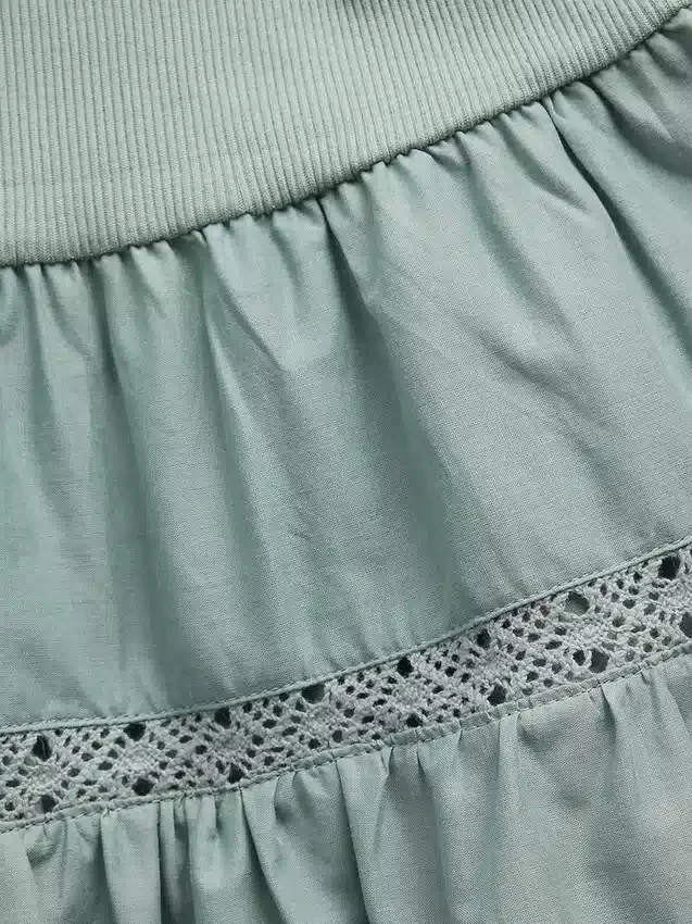 Klänning med volanger och spetskant för Baby & Småbarn